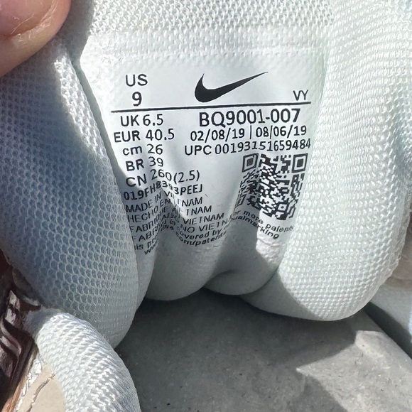 NIKE SHOX ENIGMA RUNNING SHOES WOMEN DESERT SAND SIZE 9 US - Picture 3 of 6